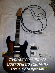 Продам электро гитару фирма JD (Джек и Дени) форма стратокастер 