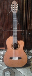 Продам классическую гитару VALENCIA CG180CE