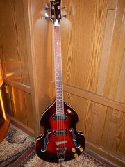 Продаётся отреставрированный,  раритетный Viola Bass